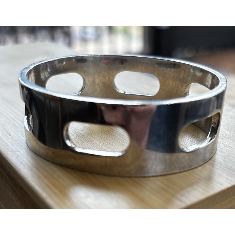 Solid Sterling Silver Hinged Bangle Bracelet 72.2… - image 1